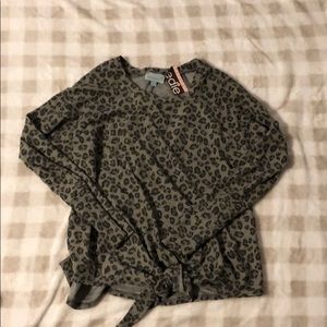 Veronica .M cheetah print sweater